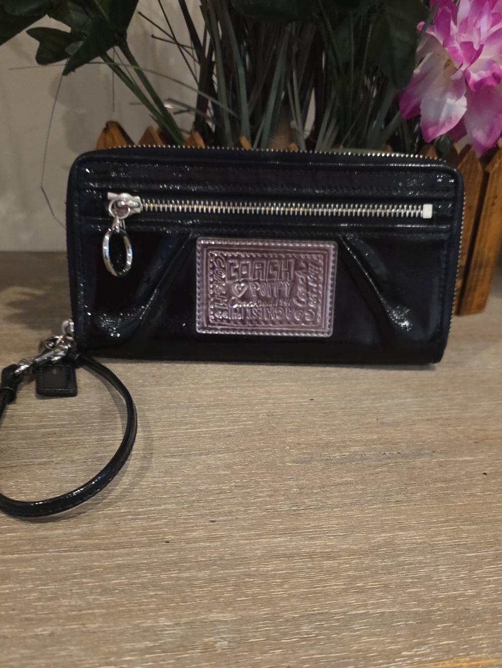 Coach Poppy Long Wallet
